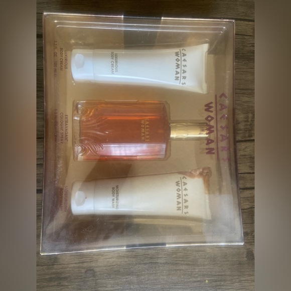 Caesars Woman Gift set - Picture 3 of 3